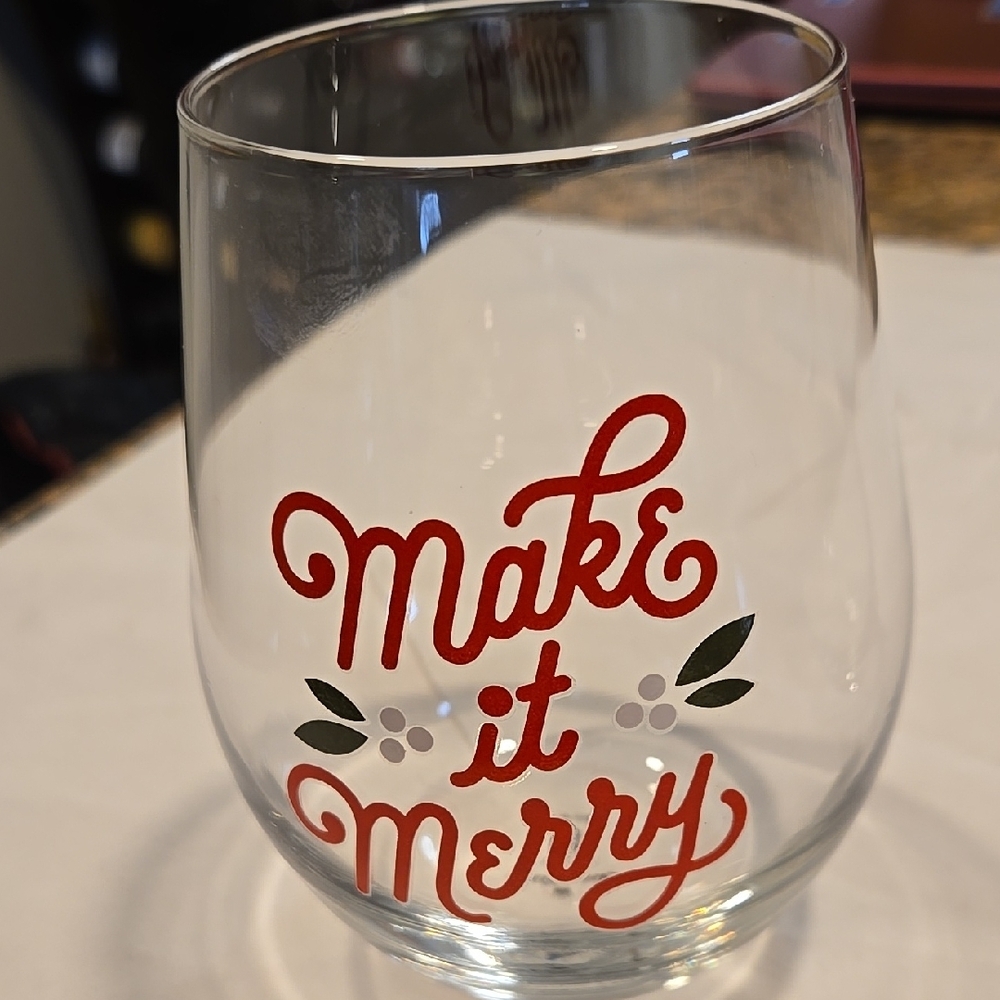Festive VIP Hallmark Holiday Wine Glasses - Picture 2 of 6